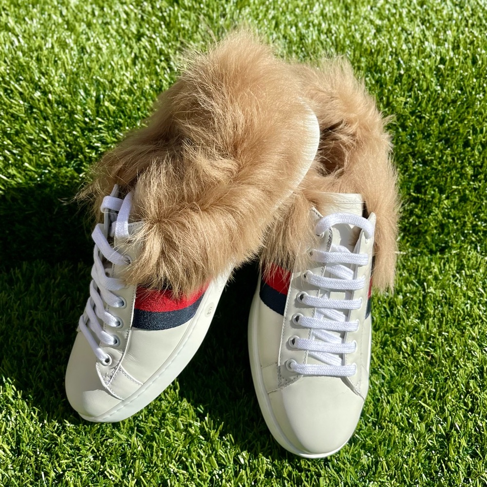 NWT! Gucci Men's Ace Fur & Gold Embroidered Bee Sneakers US Size 9